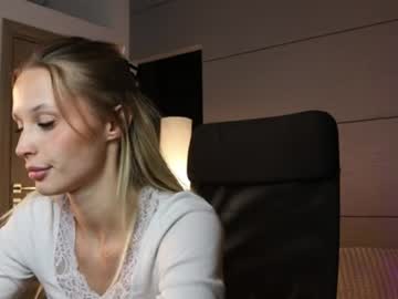 emma  cutiee