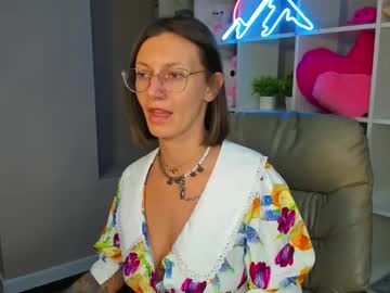 esther lewiss