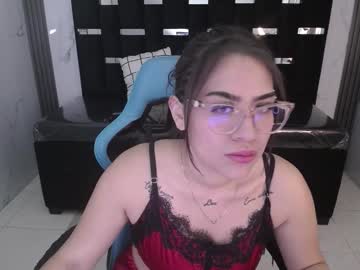 juli glam444 a