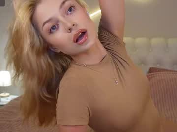 kelly peachpiee