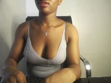 muscles qeen0