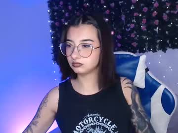 niki foxy