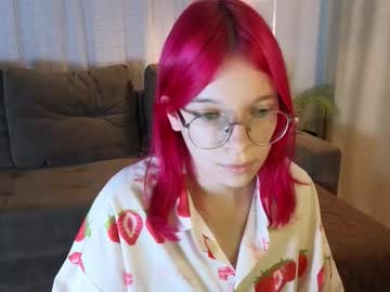 pink tilly