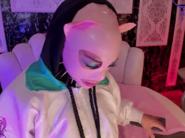 sadicrubberdoll