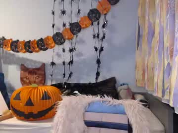 sneakymiky