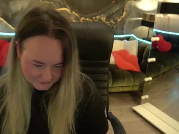 sweett cheeks